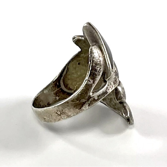Vintage Southwestern Modernist Onyx Sterling Silver Ring - Picture 2 of 3